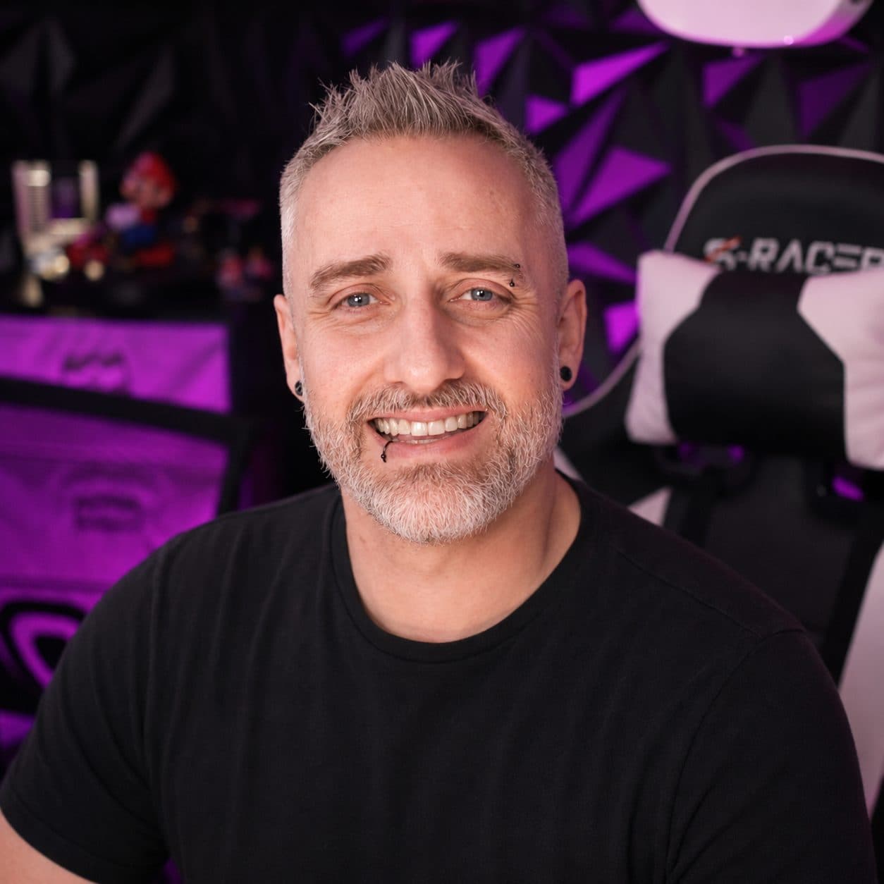 Josh Schmidt, Content Creator